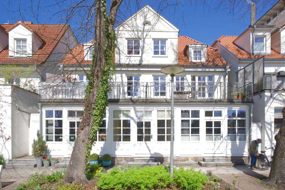 Thumbnail-Wohnung zum Mieten in Rostock 850,00 € 30 m²