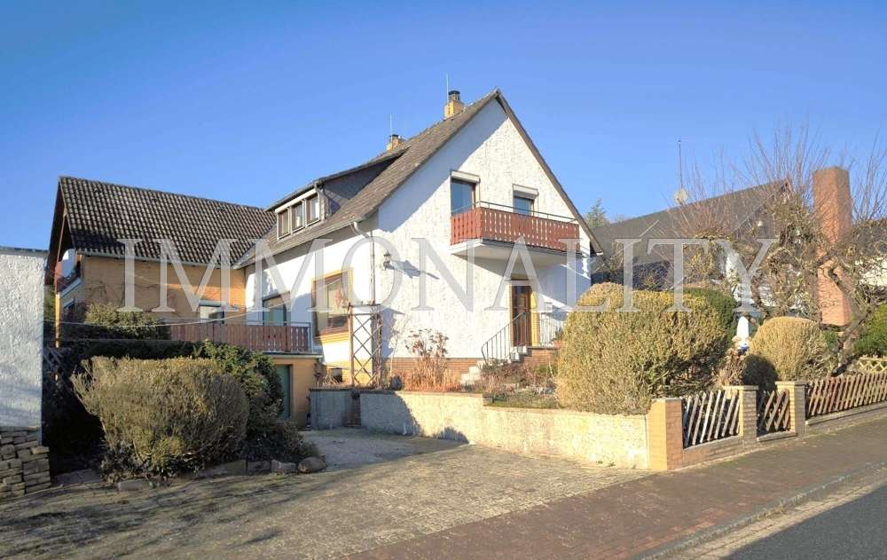 Thumbnail-Haus zum Kaufen in Bad Salzdetfurth Wesseln 295.000,00 € 211.3 m²