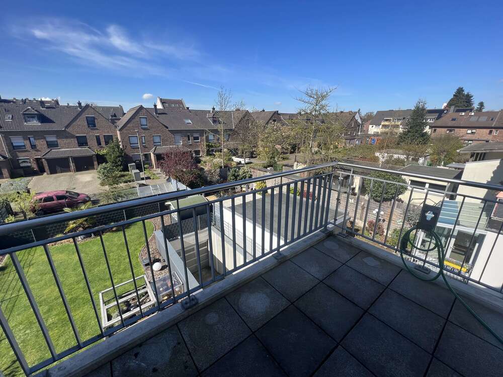 Thumbnail-Wohnung zum Kaufen in Düsseldorf 379.900,00 € 72 m²