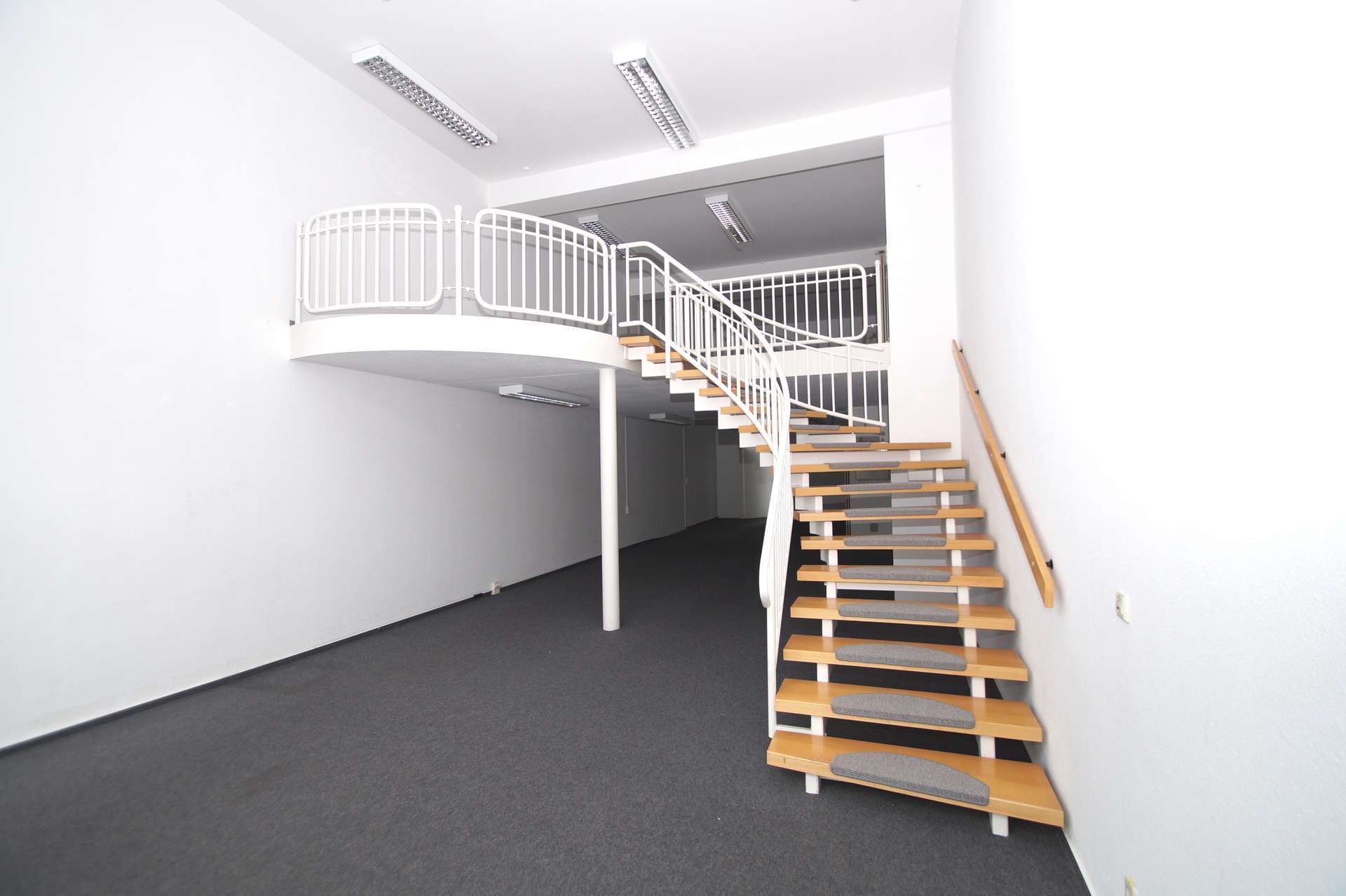 Thumbnail-Büro in Leipzig 1.424,00 € 178 m²