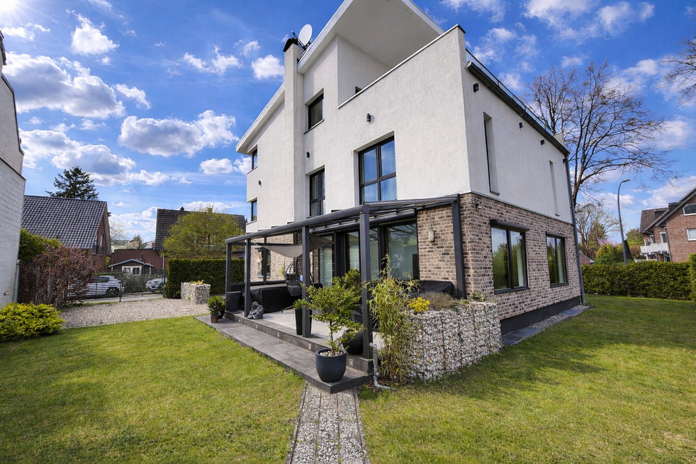 Thumbnail-Haus zum Kaufen in Hamburg 1.998.000,00 € 281 m²