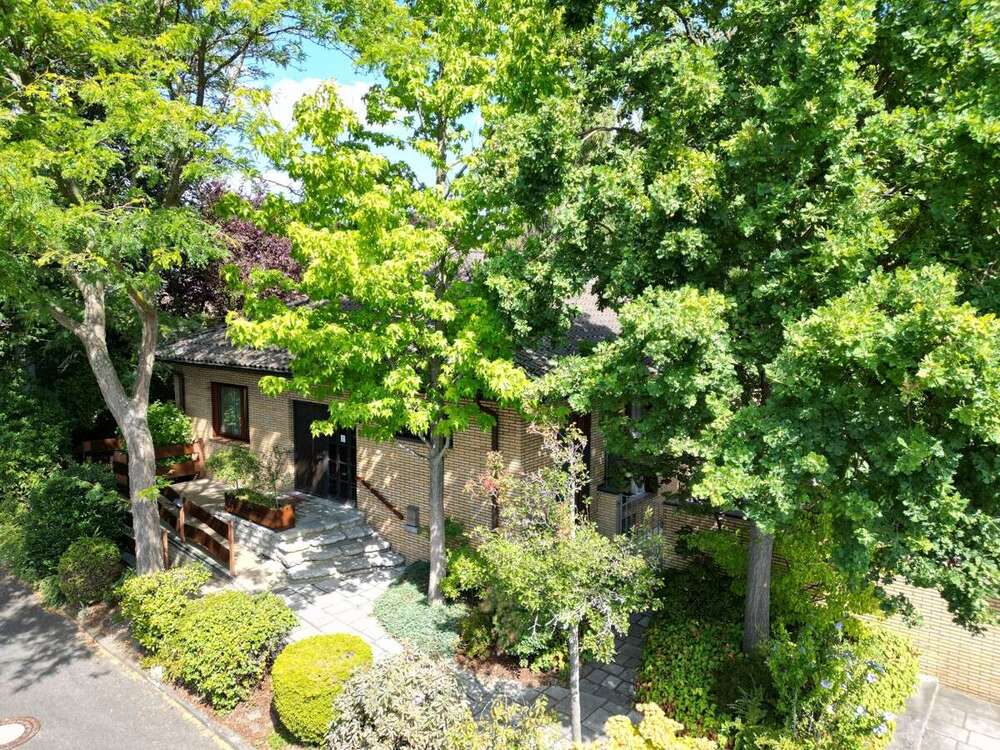 Thumbnail-Haus zum Kaufen in Aachen 790.000,00 € 240 m²