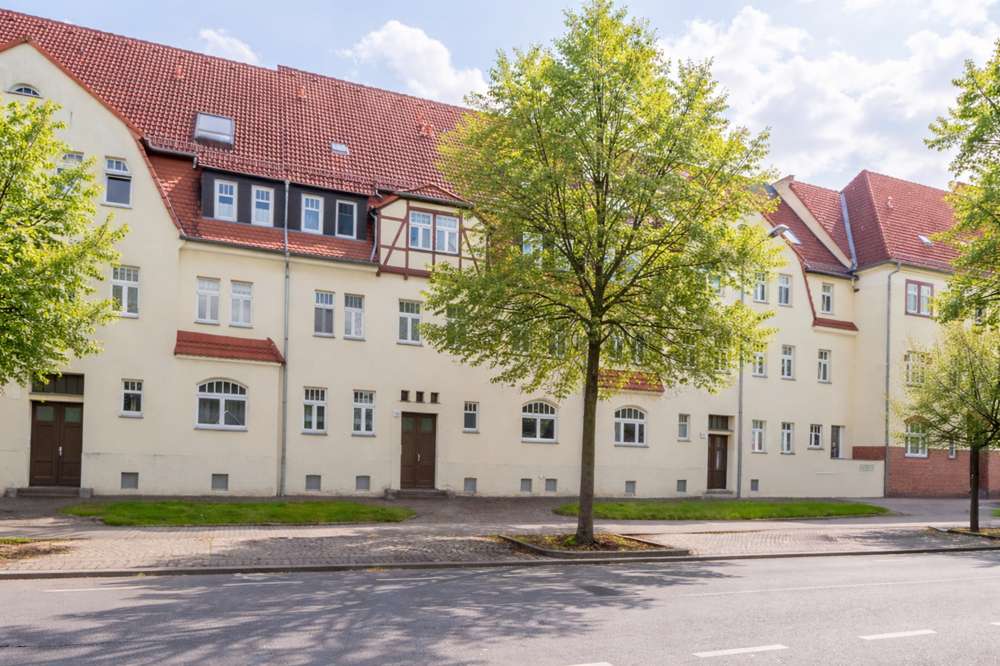 Thumbnail-Wohnung zum Kaufen in Leipzig Engelsdorf 159.000,00 € 50 m²