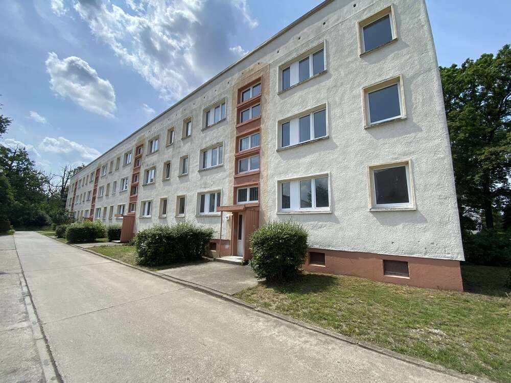 Thumbnail-Wohnung zum Mieten in Annaburg 335,00 € 57.8 m²