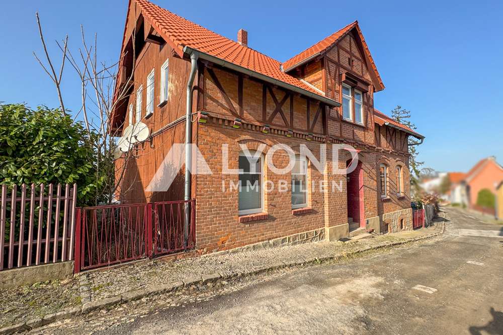 Thumbnail-Haus zum Kaufen in Gernrode 118.000,00 € 234.43 m²