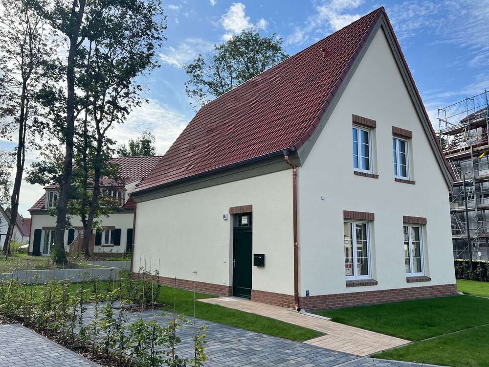 Thumbnail-Haus zum Mieten in Beelitz 2.070,00 € 137.7 m²
