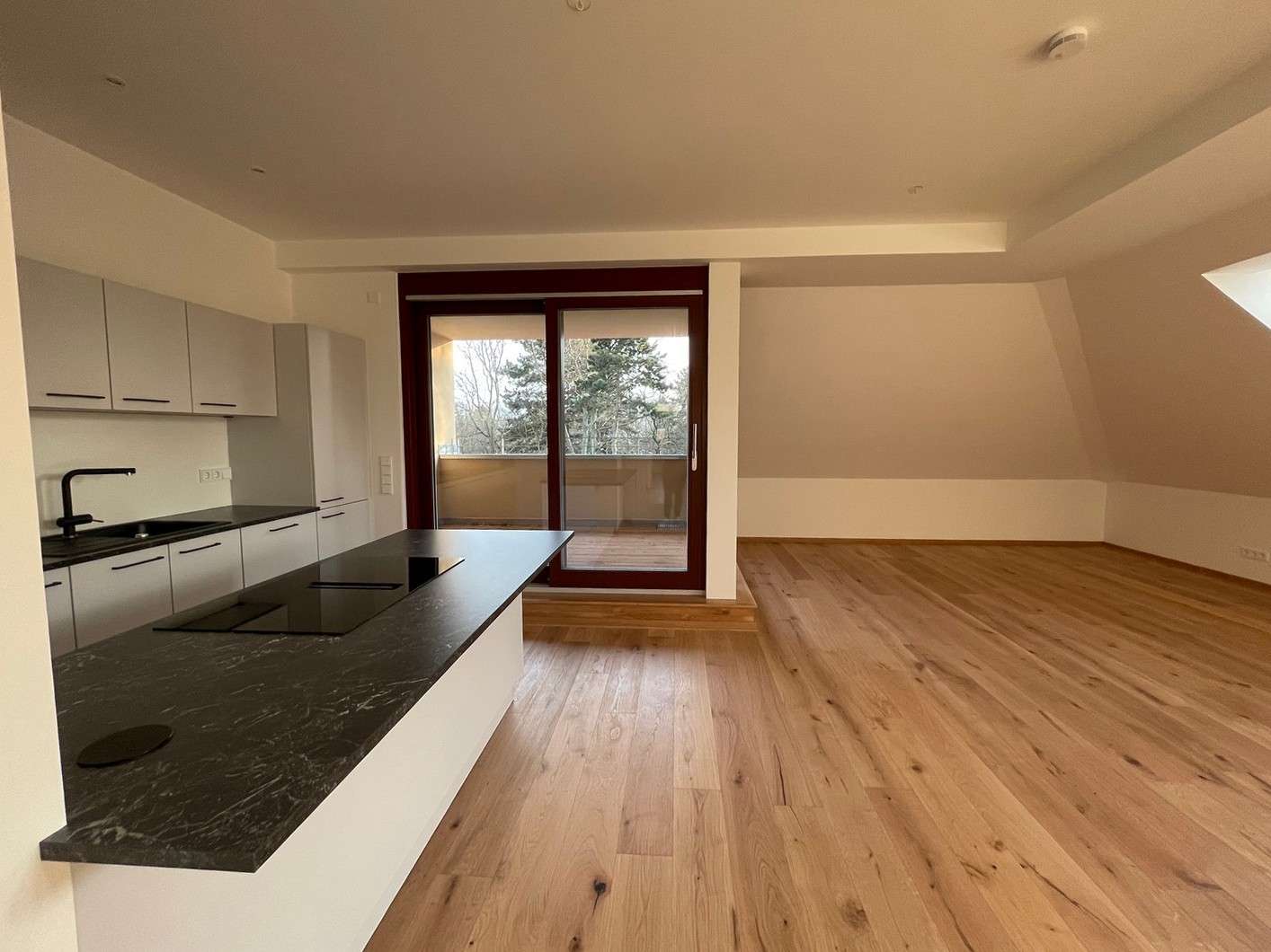 Thumbnail-Wohnung zum Mieten in Leipzig 1.448,03 € 96.15 m²