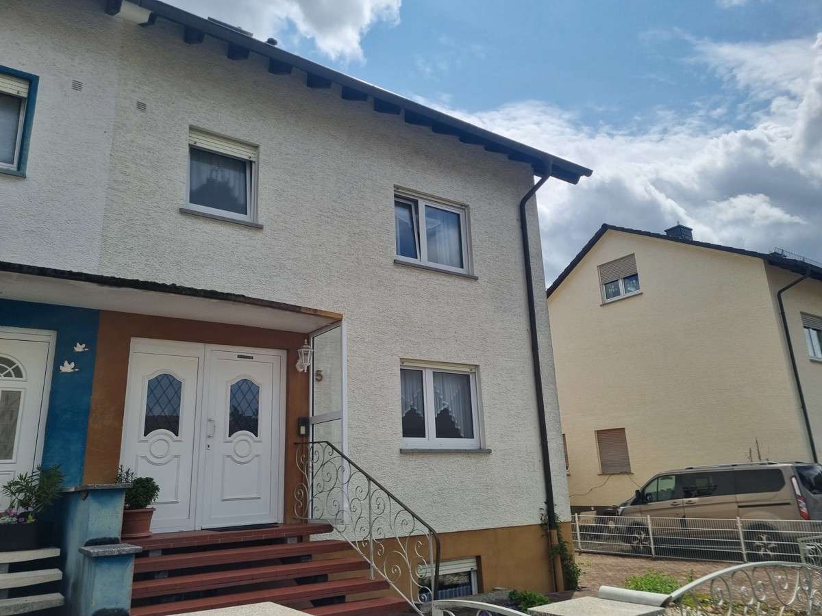 Thumbnail-Haus zum Kaufen in Bruchköbel 495.000,00 € 150 m²