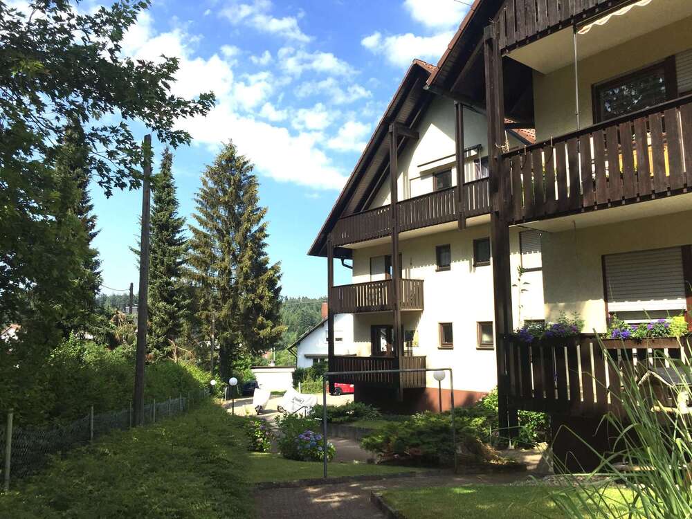 Thumbnail-Wohnung zum Kaufen in Bad Herrenalb 95.000,00 € 43.57 m²