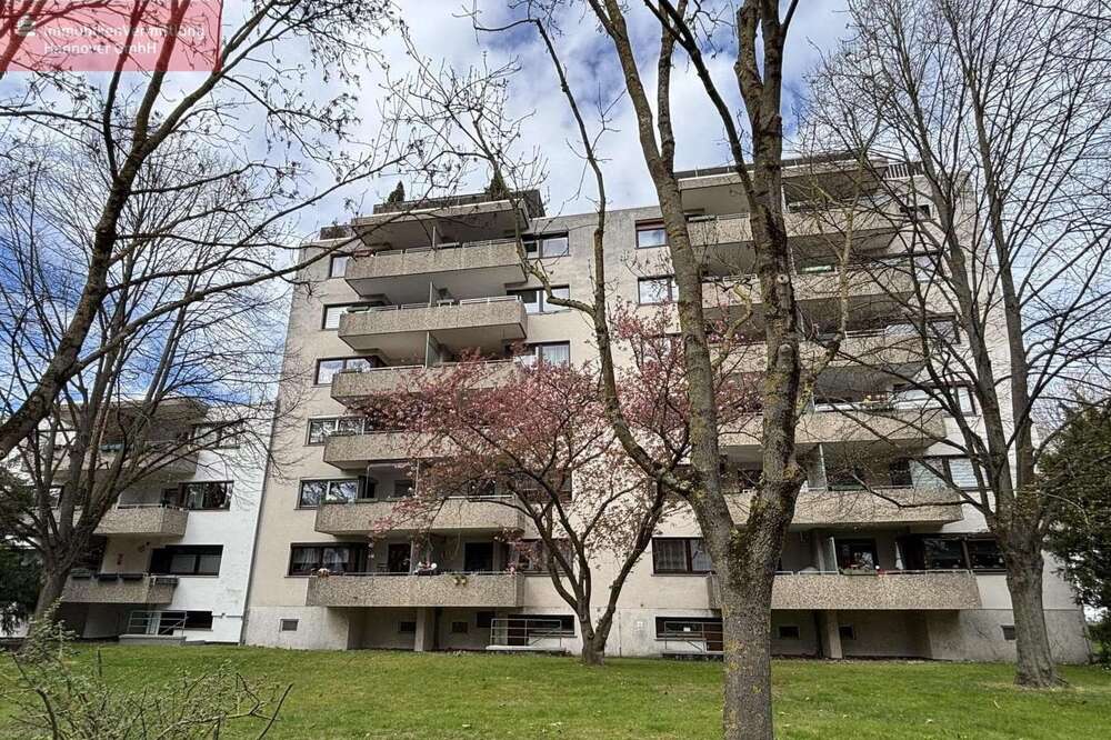 Thumbnail-Wohnung zum Kaufen in Lehrte 279.000,00 € 148.12 m²