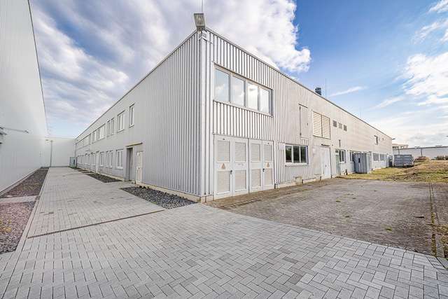 Thumbnail-Halle in Neuwied 12.800,00 € 2097 m²