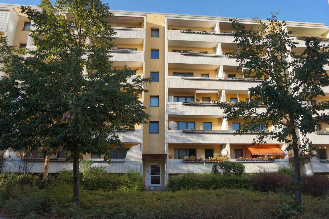 Thumbnail-Wohnung zum Mieten in Berlin 619,00 € 68.73 m²