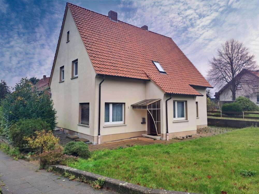 Thumbnail-Haus zum Kaufen in Porta Westfalica 157.000,00 € 135 m²