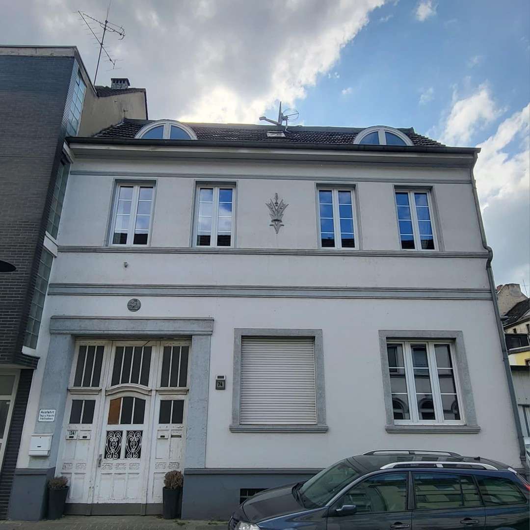 Thumbnail-Haus zum Kaufen in Krefeld 565.700,00 € 316 m²