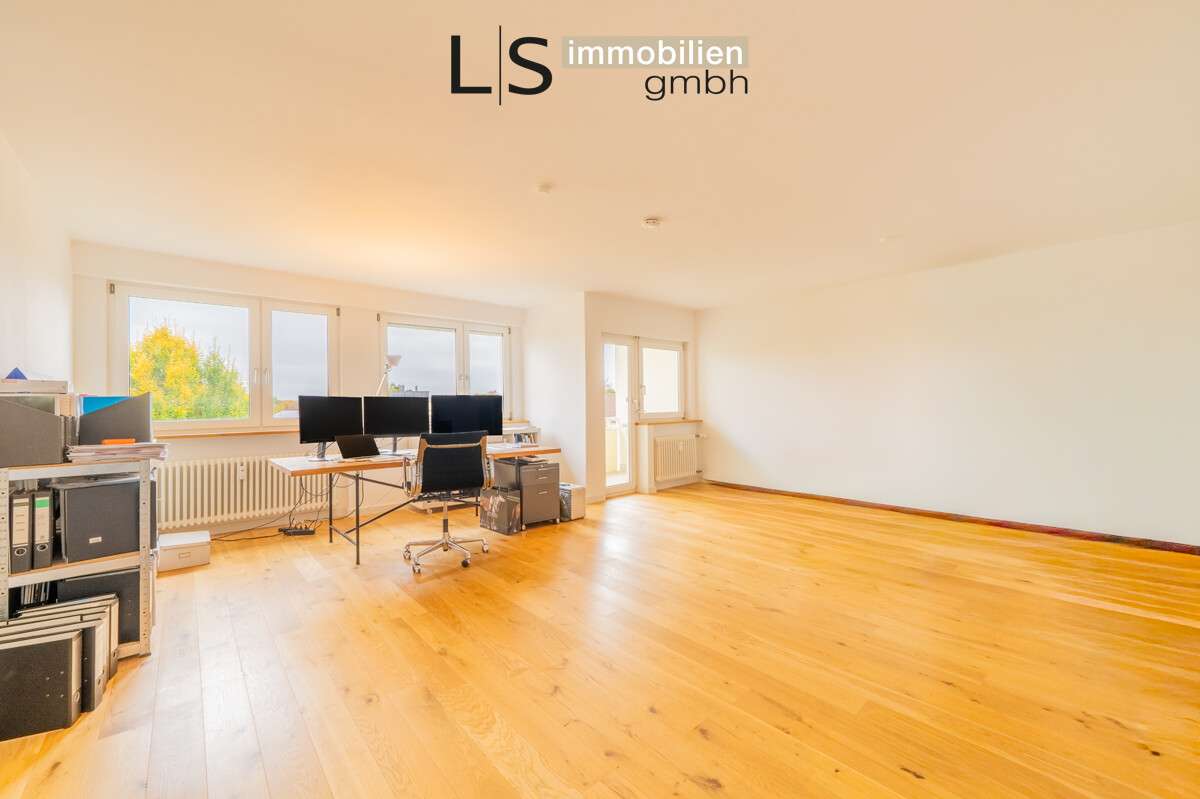 Thumbnail-Wohnung zum Kaufen in Stuttgart 365.000,00 € 74.1 m²