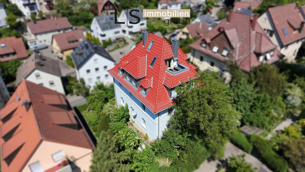 Thumbnail-Haus zum Kaufen in Stuttgart Untertürkheim 770.000,00 € 301.83 m²