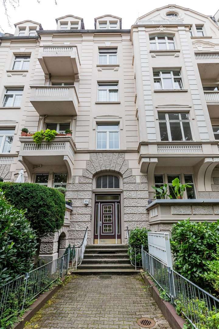 Thumbnail-Wohnung zum Mieten in Wiesbaden 1.970,00 € 112 m²