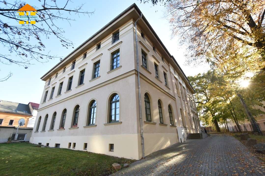 Thumbnail-Wohnung zum Kaufen in Glauchau 38.950,00 € 54.05 m²