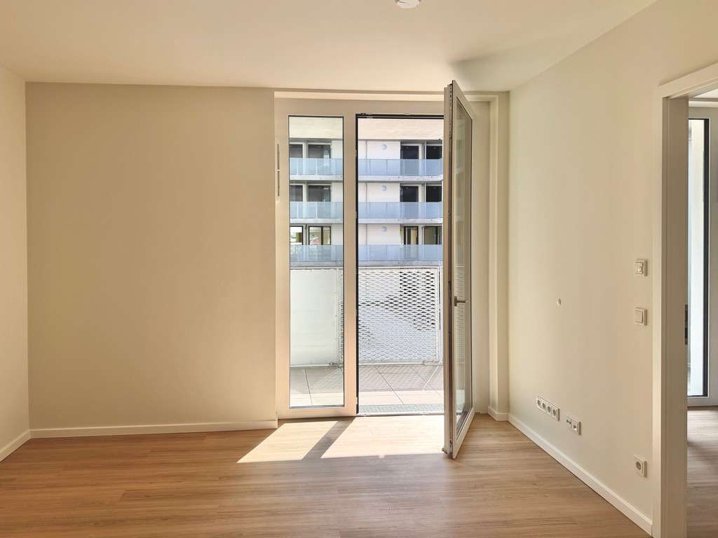 Thumbnail-Wohnung zum Mieten in Berlin 877,55 € 53.19 m²