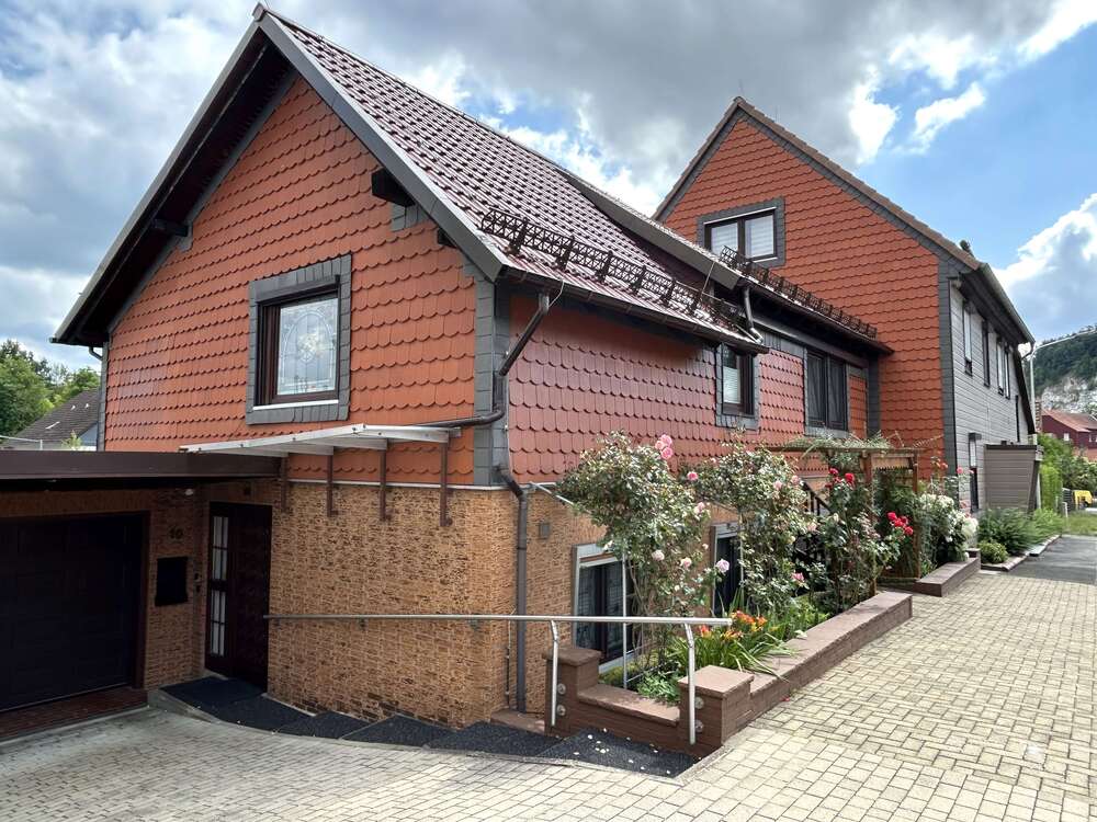 Thumbnail-Haus zum Kaufen in Osterode am Harz 269.000,00 € 370 m²