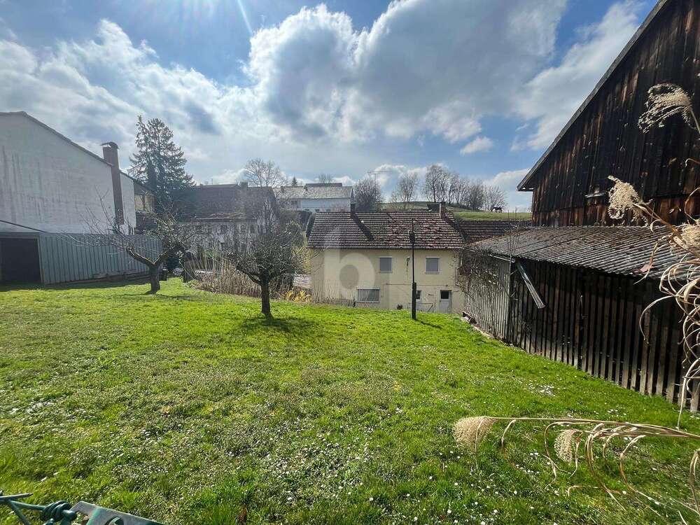 Thumbnail-Grundstück zu verkaufen in Schiltberg 195.000,00 € 560 m²