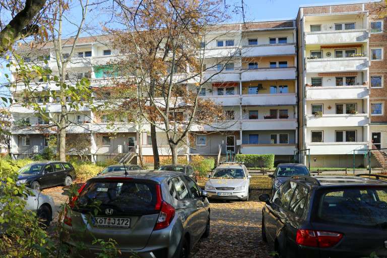 Thumbnail-Wohnung zum Mieten in Dessau-Roßlau 240,00 € 39.64 m²