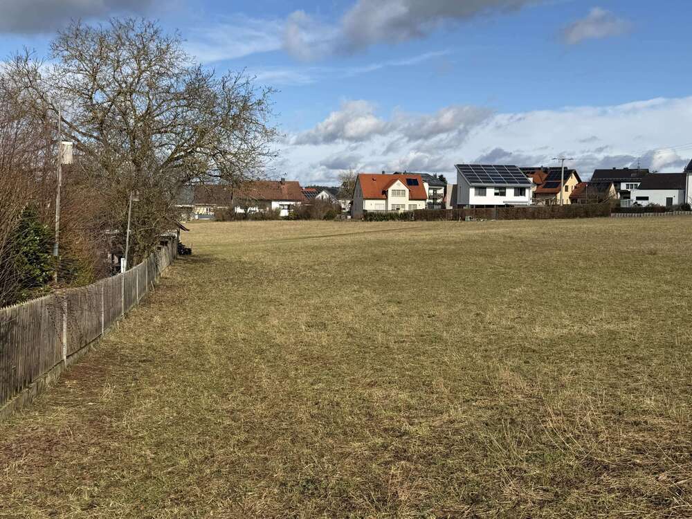 Thumbnail-Grundstück zu verkaufen in Ihrlerstein 250.000,00 € 743 m²