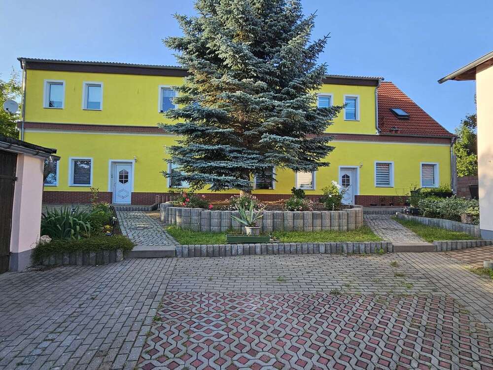 Thumbnail-Haus zum Kaufen in CoswigAnhalt 335.000,00 € 338 m²