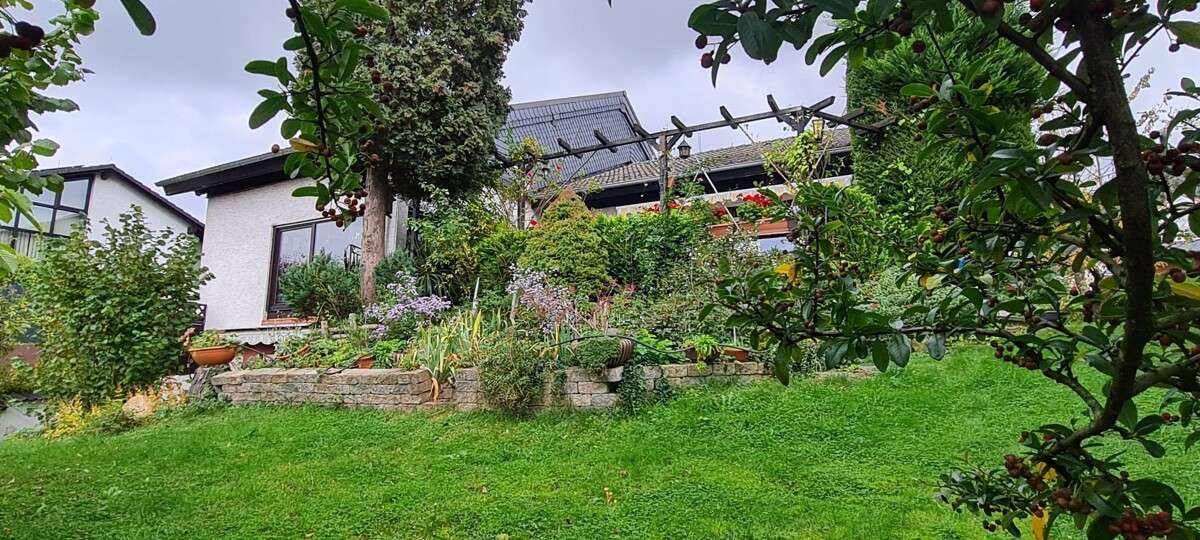 Thumbnail-Haus zum Kaufen in Königswinter Rauschendorf 595.000,00 € 257 m²