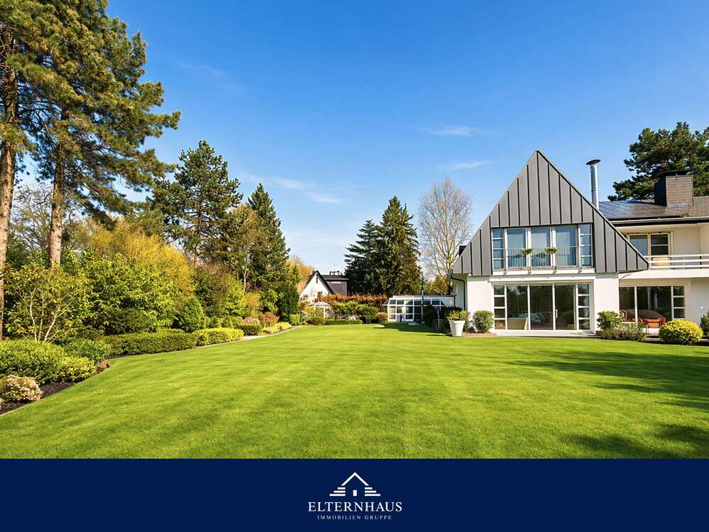 Thumbnail-Haus zum Kaufen in Düsseldorf 1.750.000,00 € 242 m²