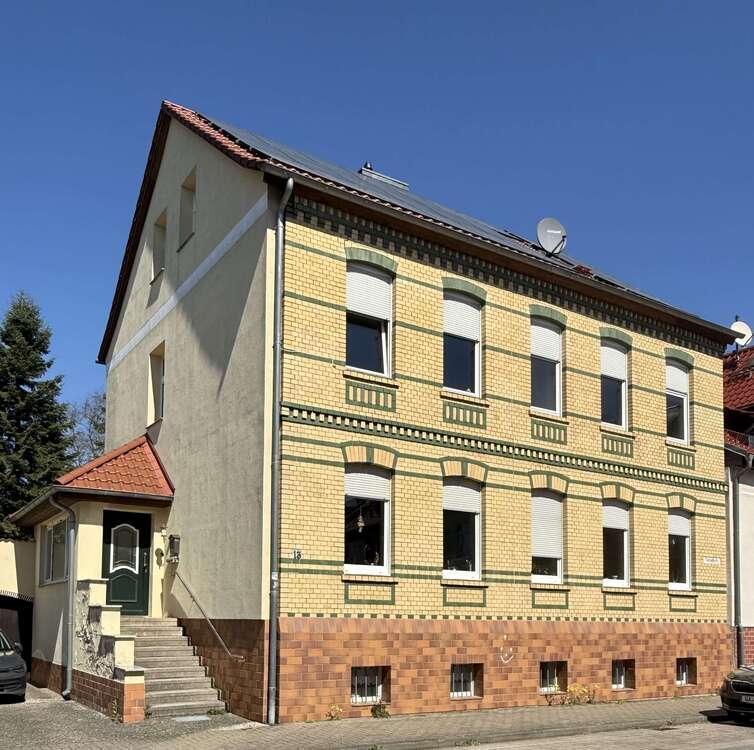 Thumbnail-Haus zum Kaufen in Gardelegen 250.000,00 € 180 m²