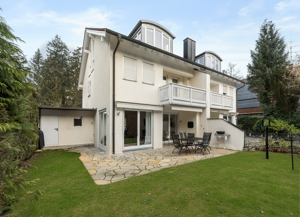 Thumbnail-Haus zum Kaufen in München 950.000,00 € 160 m²