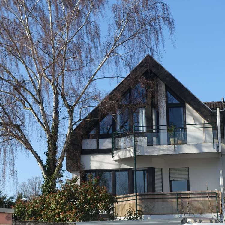 Thumbnail-Wohnung zum Kaufen in Bonn-Oberkassel 165.000,00 € 46.39 m²