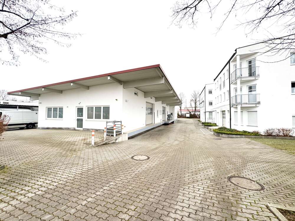 Thumbnail-Halle in München 6.173,64 € 179 m²