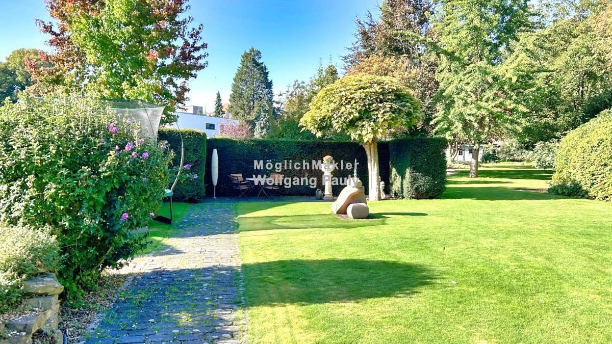 Thumbnail-Haus zum Kaufen in Mönchengladbach-Rheydt 857.000,00 € 239 m²