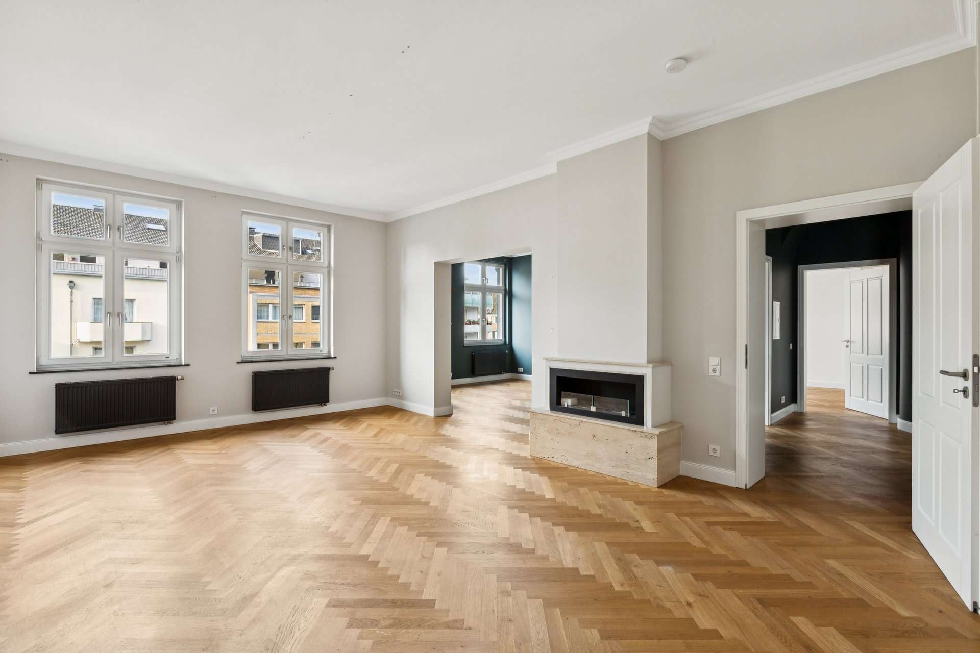 Thumbnail-Wohnung zum Mieten in Düsseldorf - Derendorf 3.950,00 € 185 m²