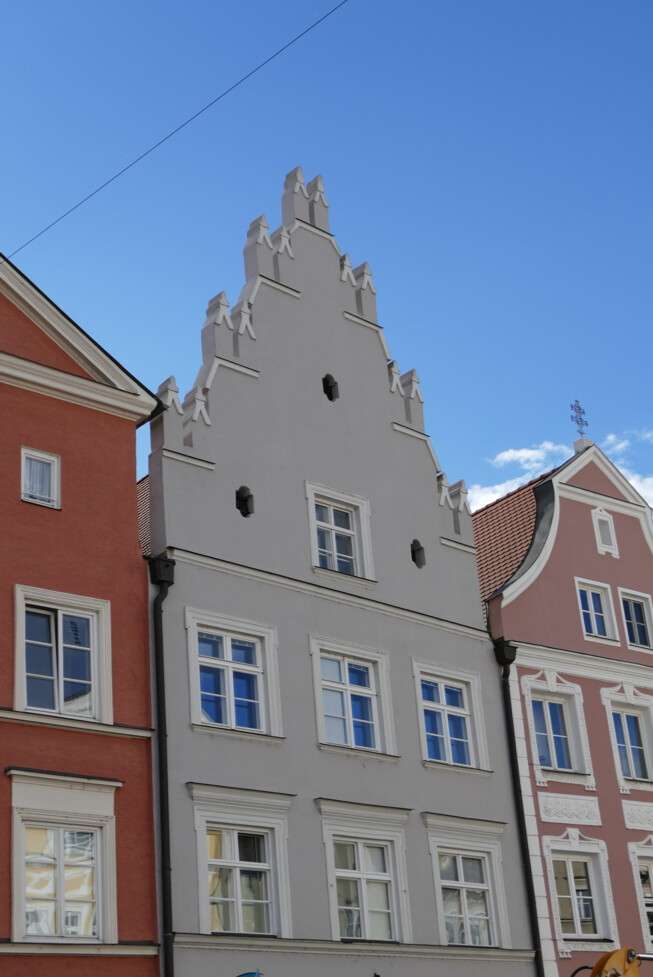 Thumbnail-Haus zum Kaufen in Landshut 1.850.000,00 € 478 m²