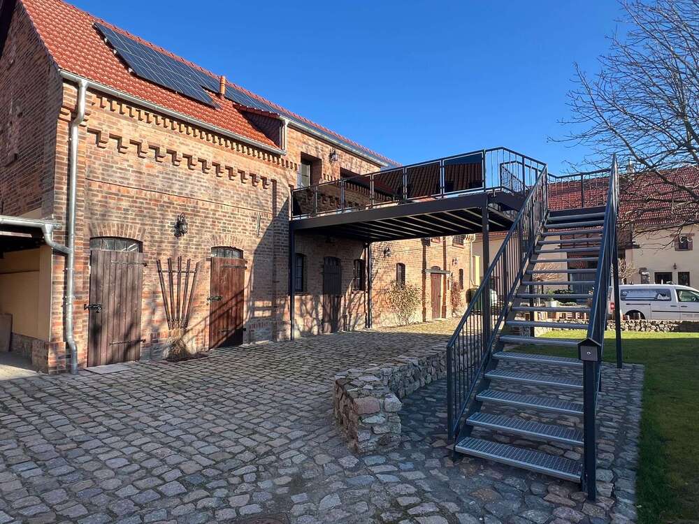 Thumbnail-Wohnung zum Mieten in Schkeuditz OT Glesien 1.302,00 € 124 m²