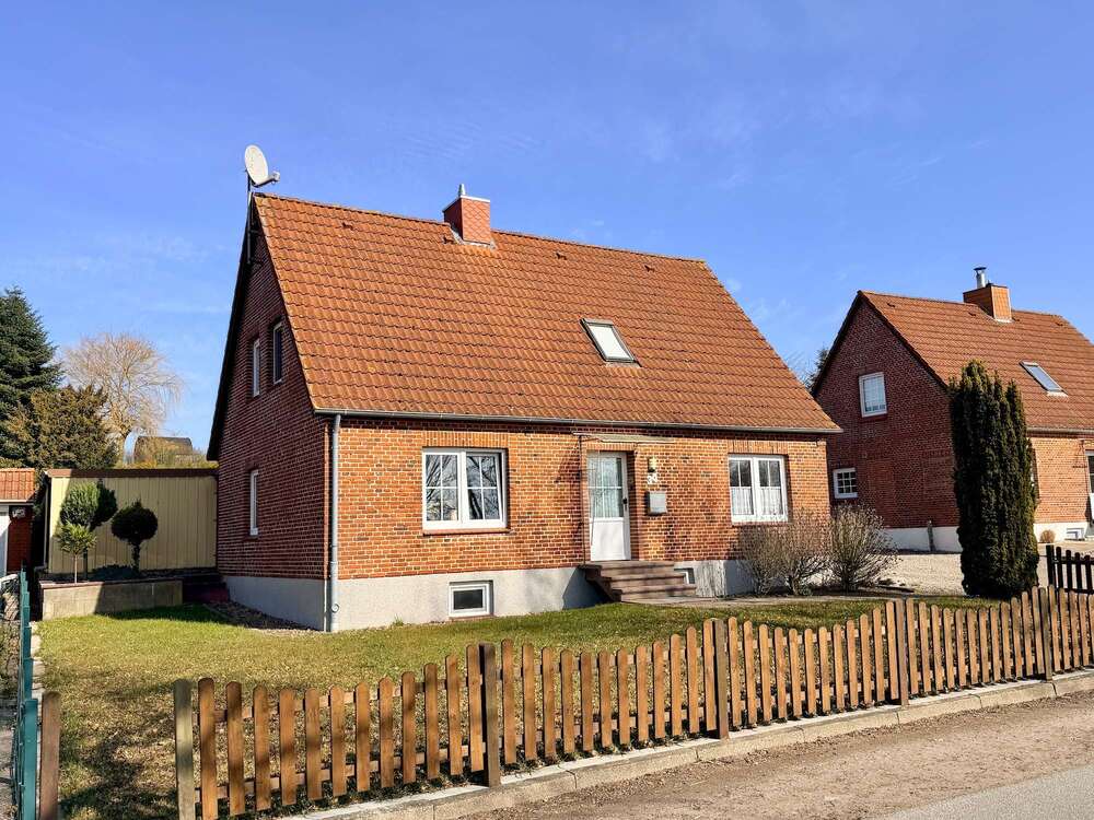 Thumbnail-Haus zum Kaufen in Bliesdorf 299.000,00 € 102 m²