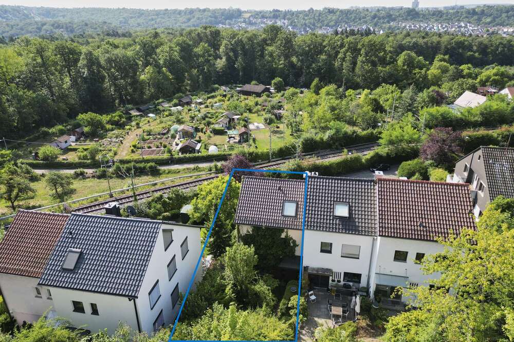 Thumbnail-Haus zum Kaufen in Stuttgart 630.000,00 € 145.18 m²