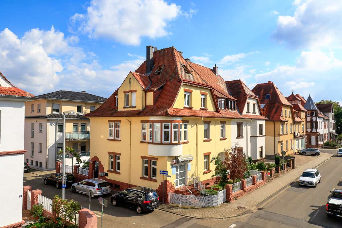 Thumbnail-Haus zum Kaufen in Grünstadt Asselheim 830.000,00 € 300 m²