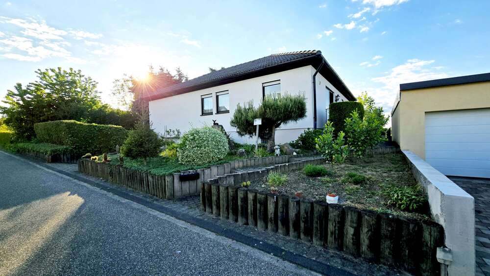 Thumbnail-Haus zum Kaufen in Oberderdingen 479.000,00 € 112 m²