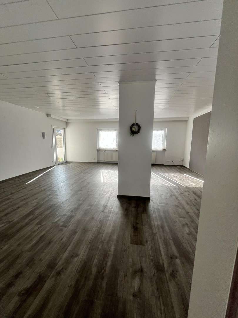Thumbnail-Wohnung zum Mieten in Römerberg 1.600,00 € 126.5 m²