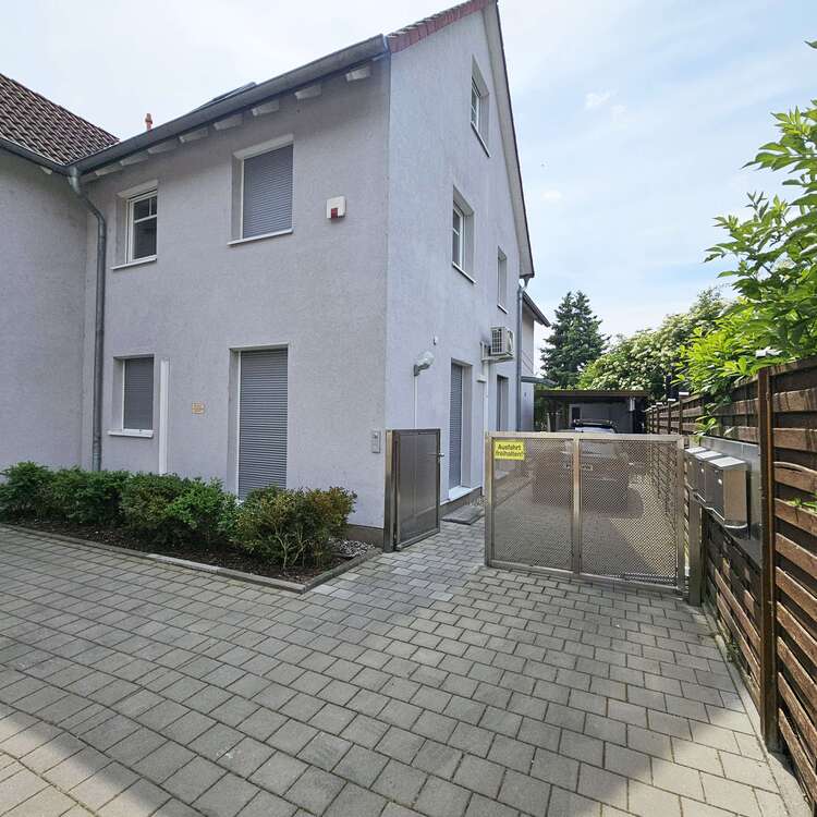 Thumbnail-Haus zum Mieten in Pfungstadt 2.200,00 € 180 m²