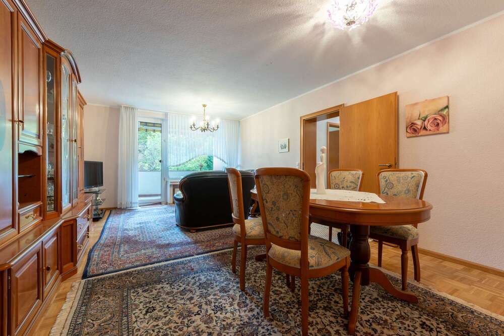 Thumbnail-Wohnung zum Kaufen in Essen Freisenbruch 185.000,00 € 84 m²