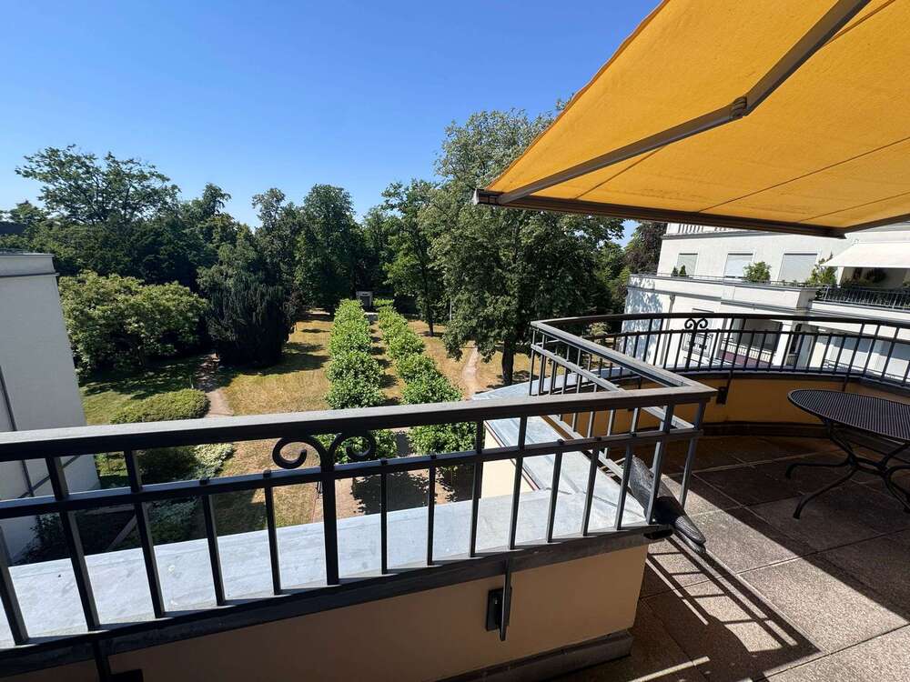 Thumbnail-Wohnung zum Kaufen in Frankfurt 975.000,00 € 89 m²