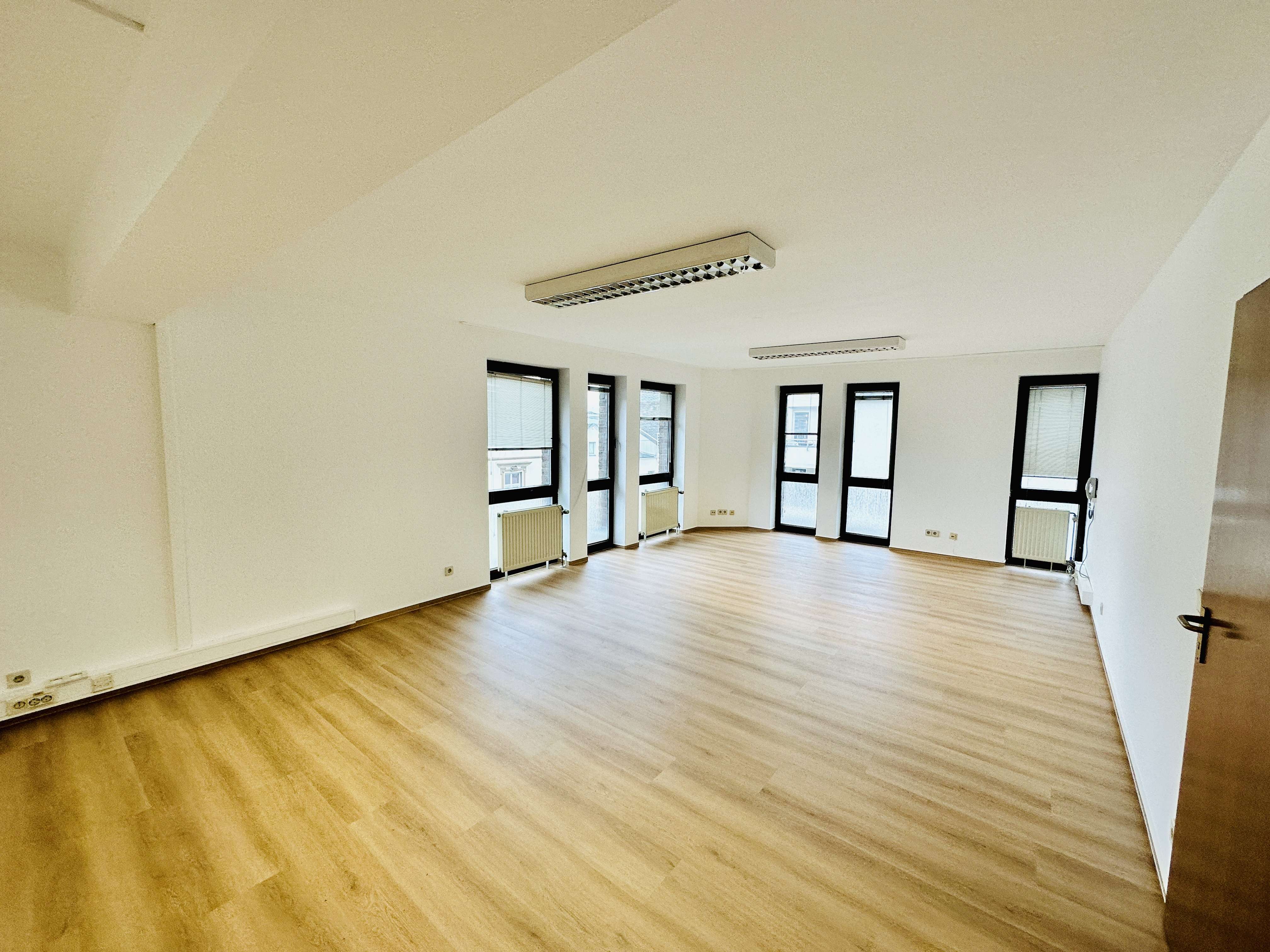 Thumbnail-Büro in Bonn 975,00 € 103 m²