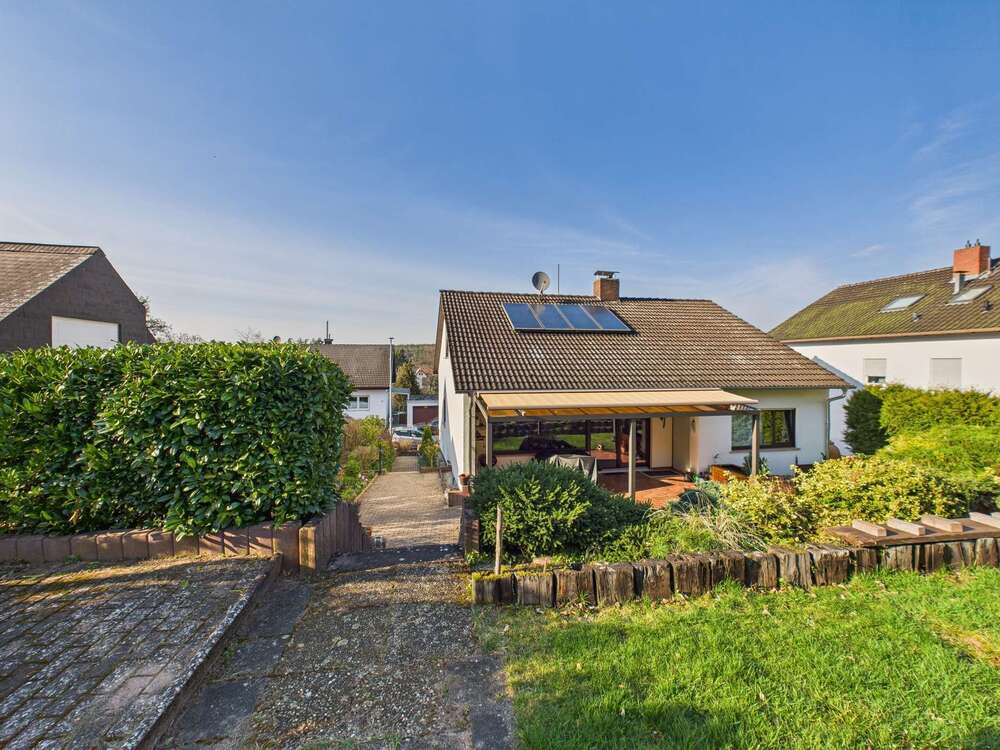 Thumbnail-Haus zum Kaufen in Hochspeyer 449.000,00 € 223 m²