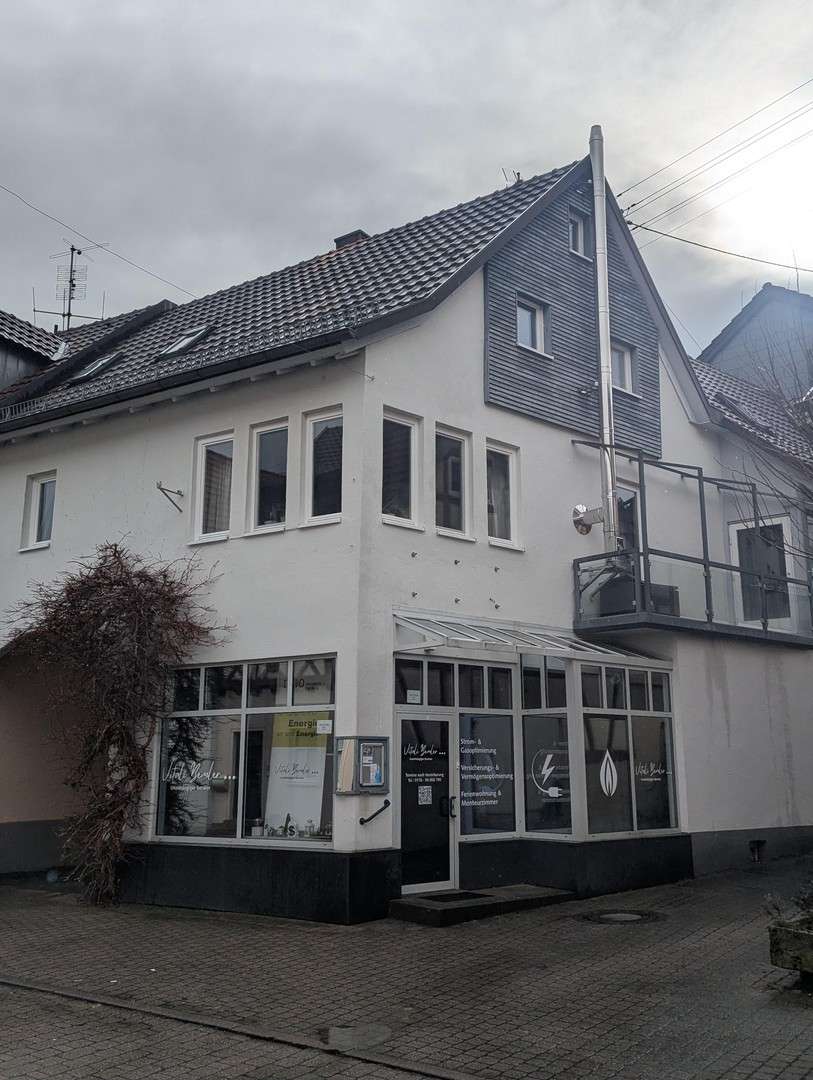 Thumbnail-Haus zum Mieten in Baden-Württemberg - Külsheim 1.400,00 € 200 m²