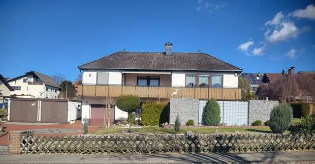 Thumbnail-Haus zum Kaufen in Wehretal 285.000,00 € 130.46 m²